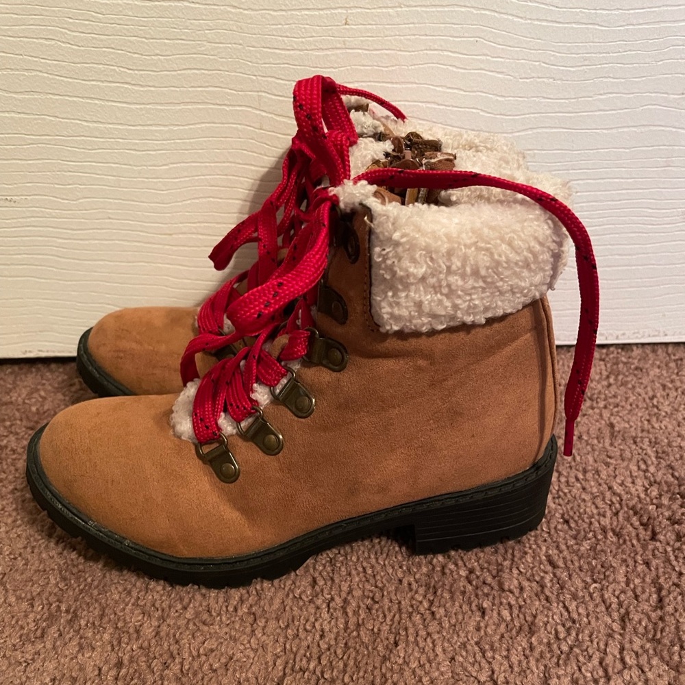 Kid boots size 13
